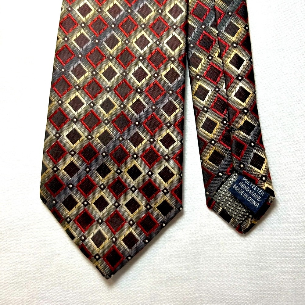 Geometric Tie - Picture 3 of 9